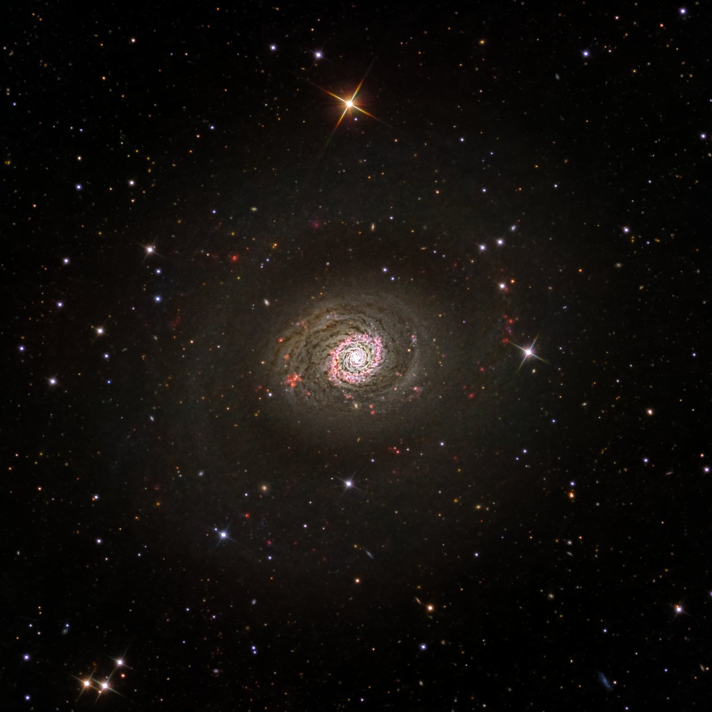 M94 in H-alpha and continuum light